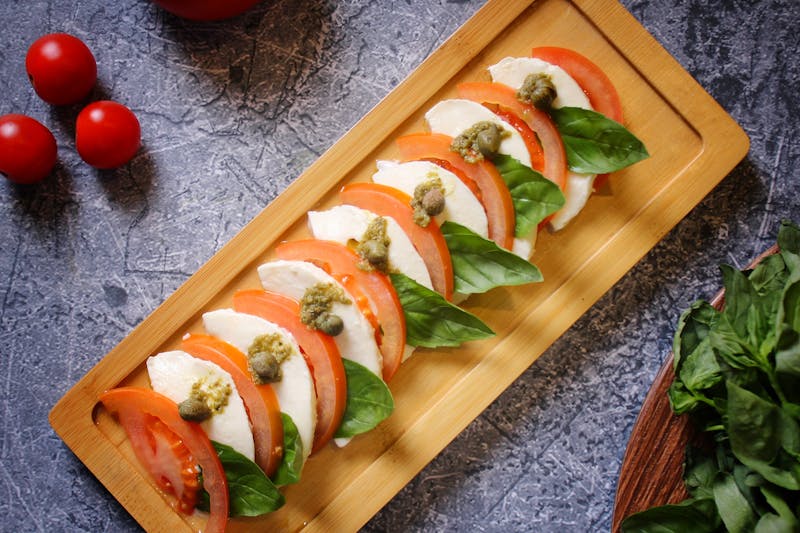 Insalata Caprese - fresh caprese salad at Pizzana